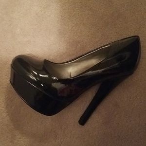 Vintage Guess High Heels